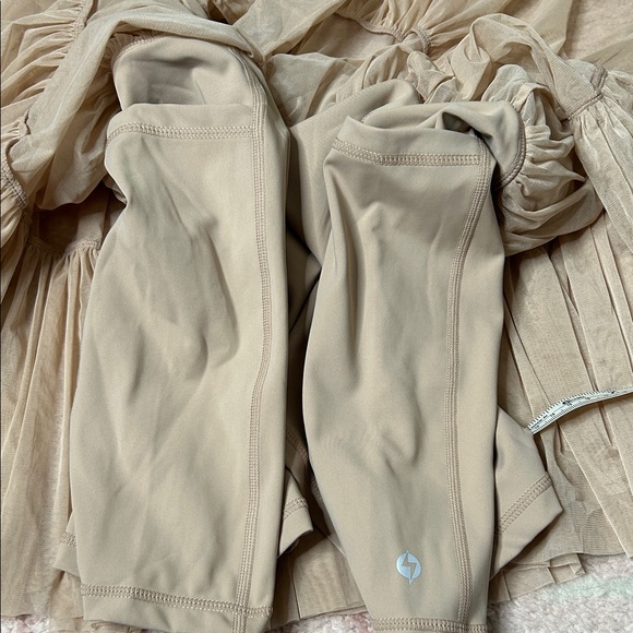 Popflex Pirouette Skort Beige Size 1X Athleisure Tennis Pickleball Tulle - Picture 7 of 11
